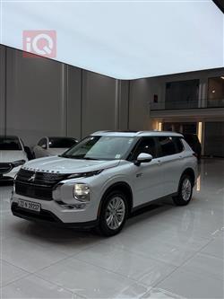 ميتسوبيشي اوتلاندر